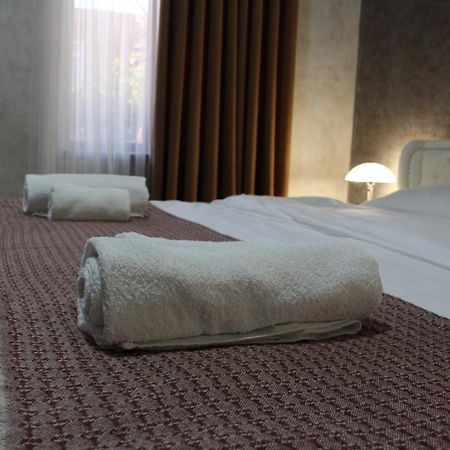 Hotel Memory Basket Kutaisi Zewnętrze zdjęcie