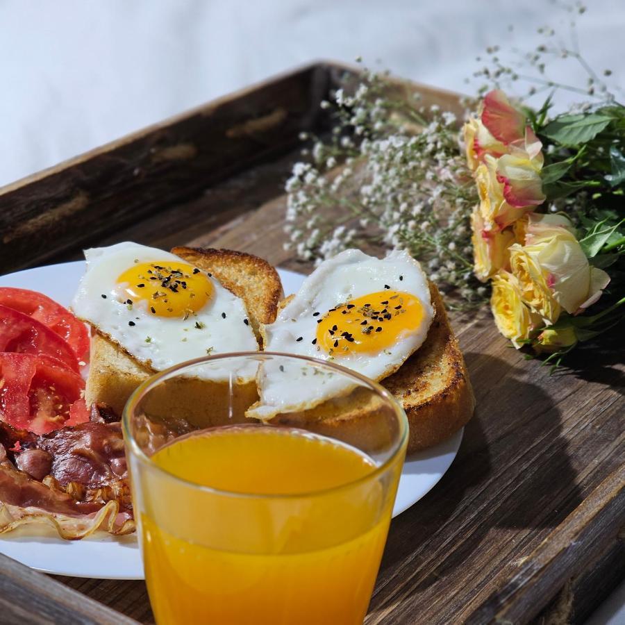 Hotel Memory Basket Kutaisi Zewnętrze zdjęcie
