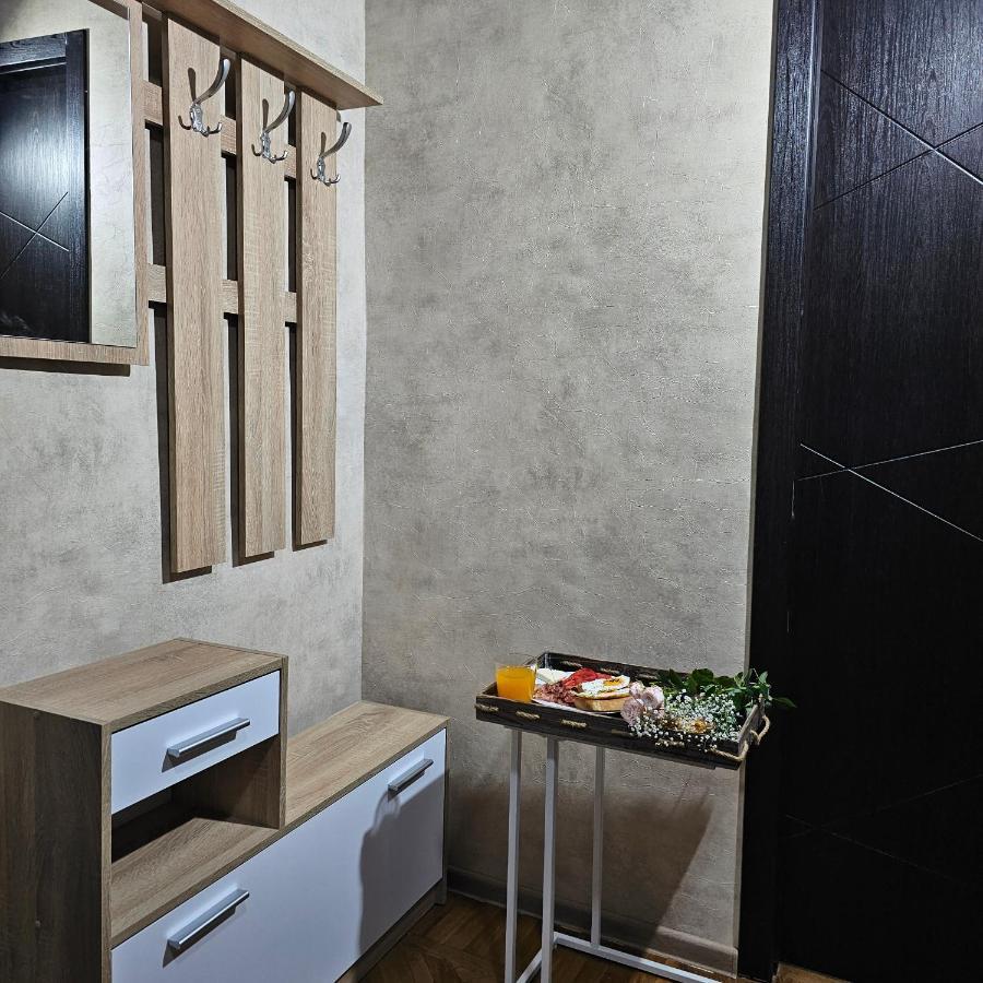 Hotel Memory Basket Kutaisi Zewnętrze zdjęcie