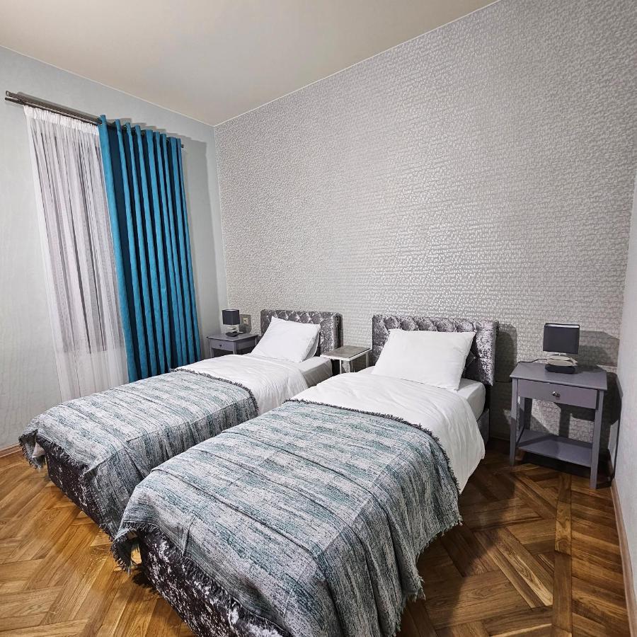 Hotel Memory Basket Kutaisi Zewnętrze zdjęcie