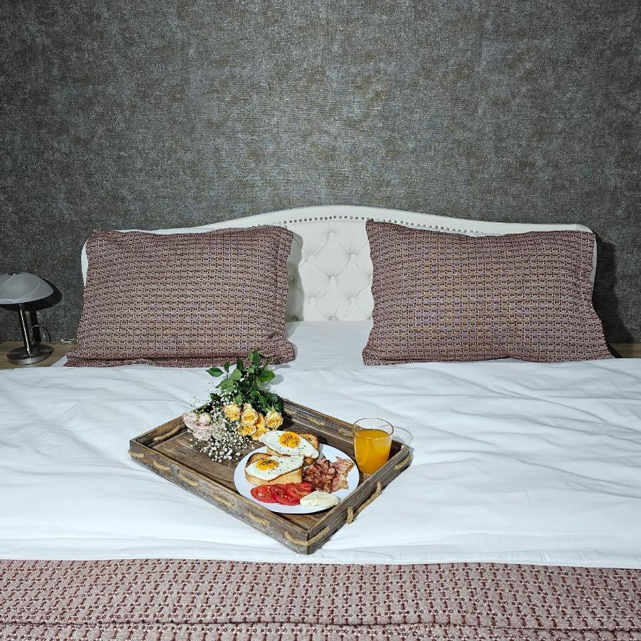 Hotel Memory Basket Kutaisi Zewnętrze zdjęcie