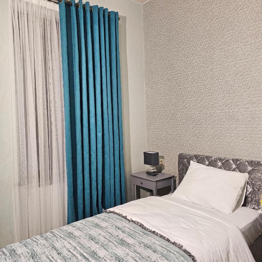 Hotel Memory Basket Kutaisi Zewnętrze zdjęcie