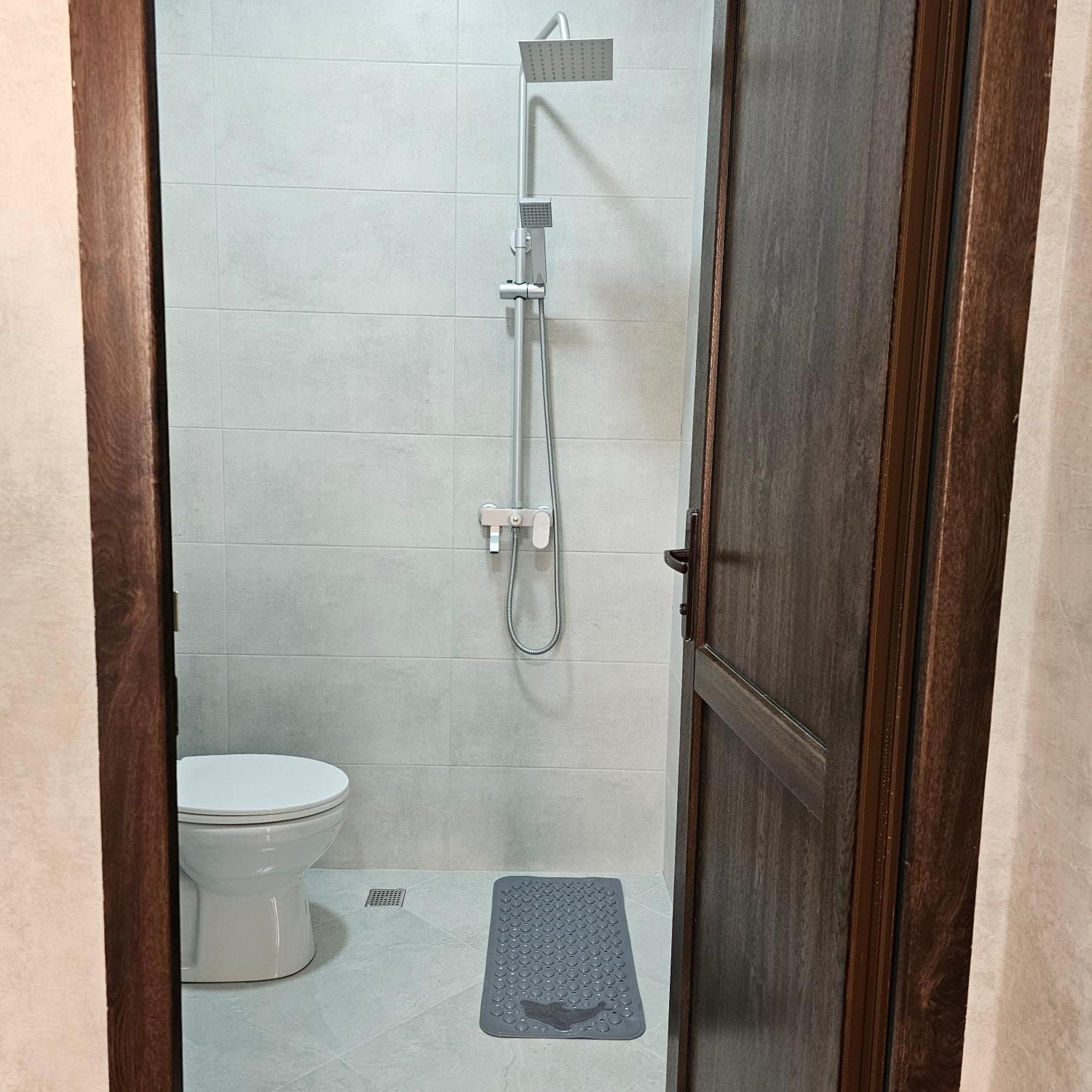 Hotel Memory Basket Kutaisi Zewnętrze zdjęcie