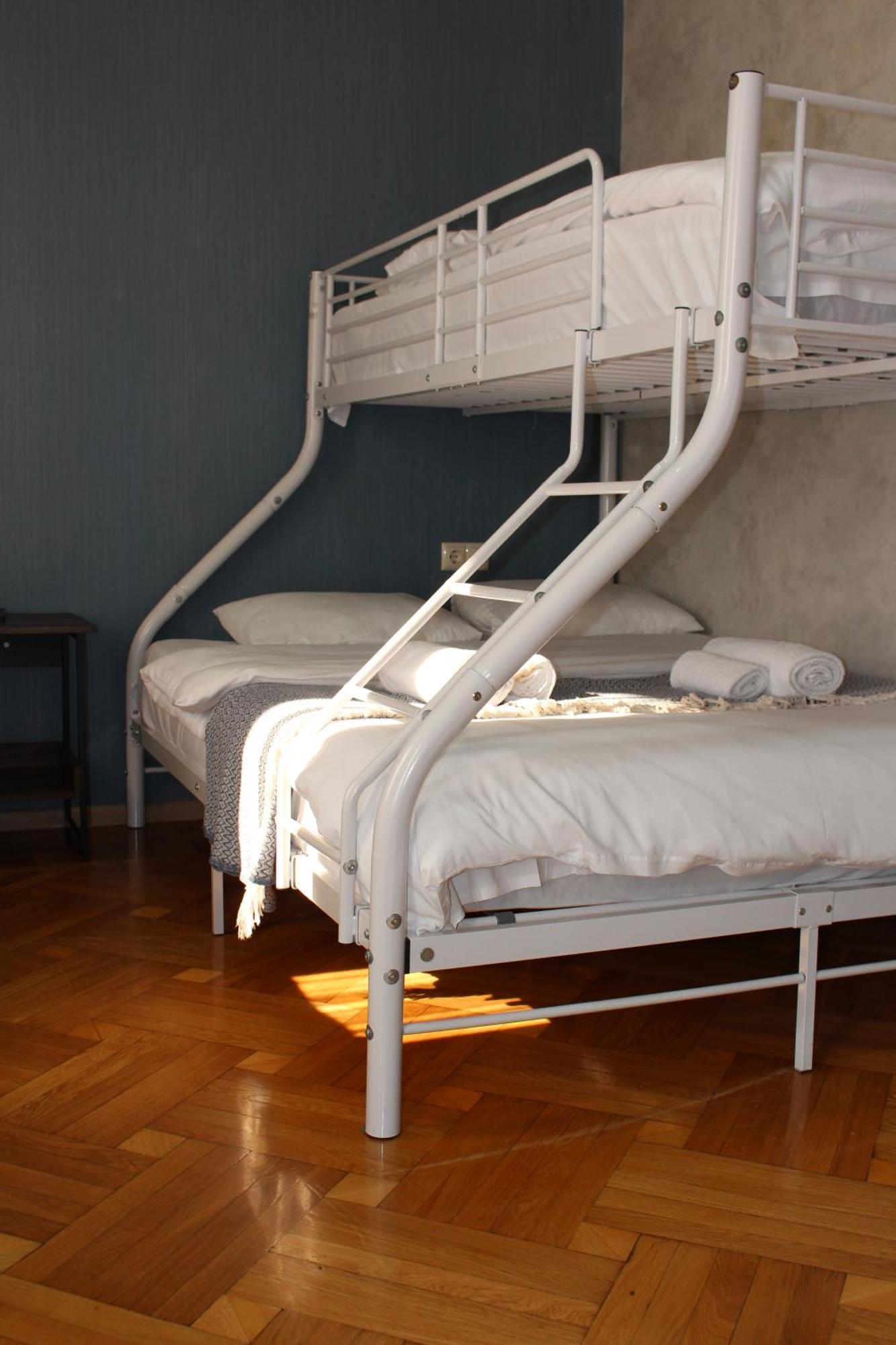 Hotel Memory Basket Kutaisi Zewnętrze zdjęcie