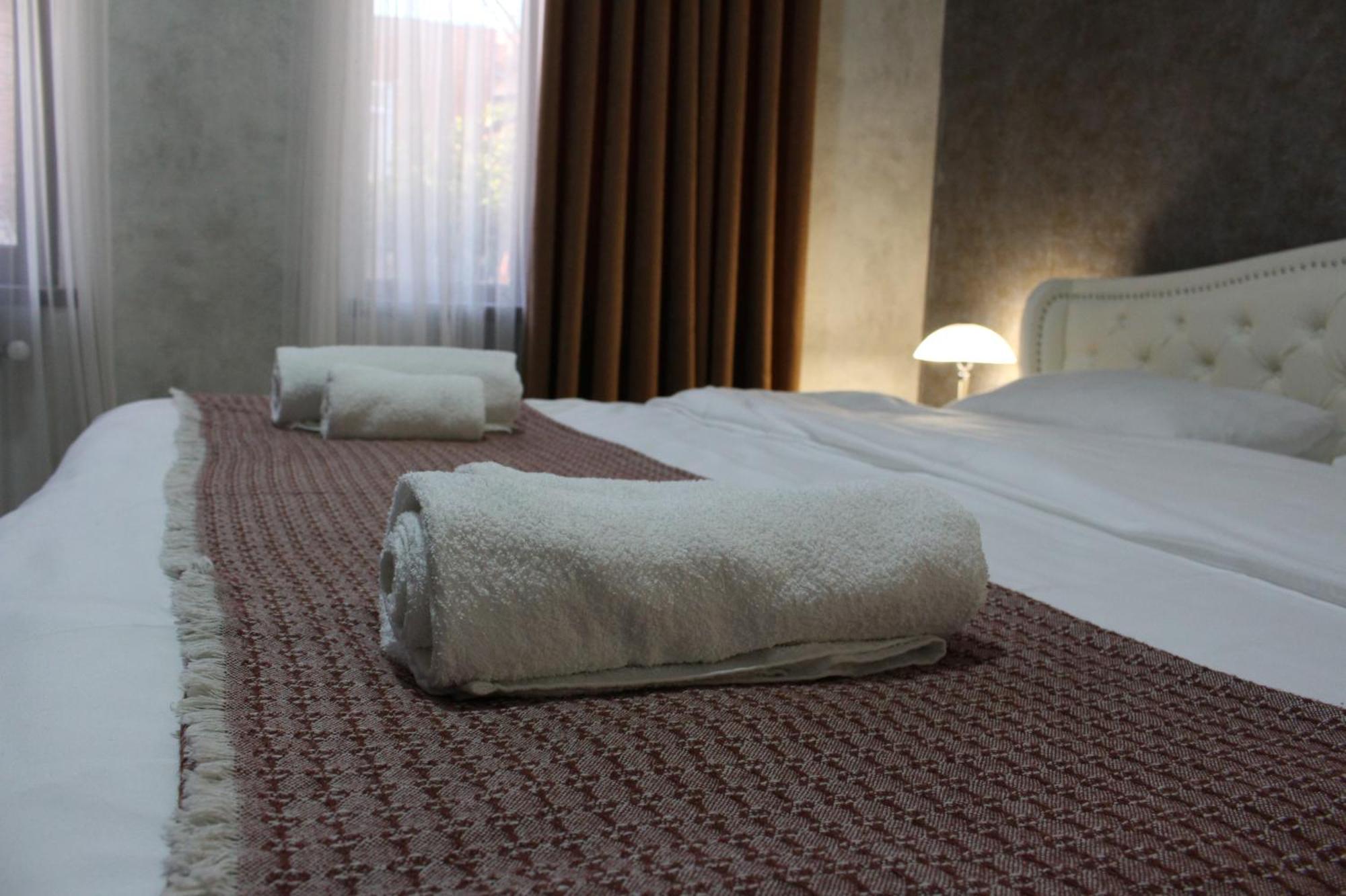 Hotel Memory Basket Kutaisi Zewnętrze zdjęcie
